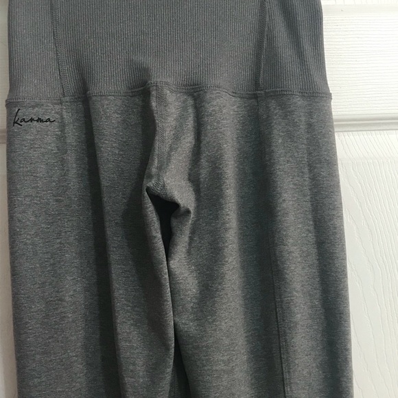 KARMA Athletics Yama Tight/legging - Picture 4 of 5